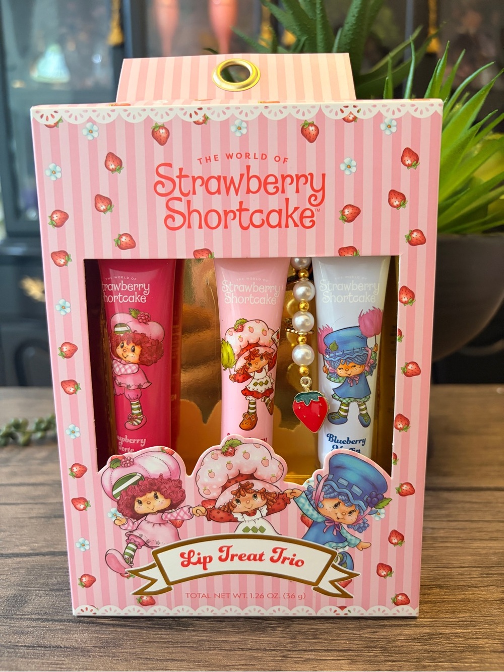 Set Of 3 Strawberry Shortcake
Lip Treat Trio Lip Gloss - Picture 7 of 7